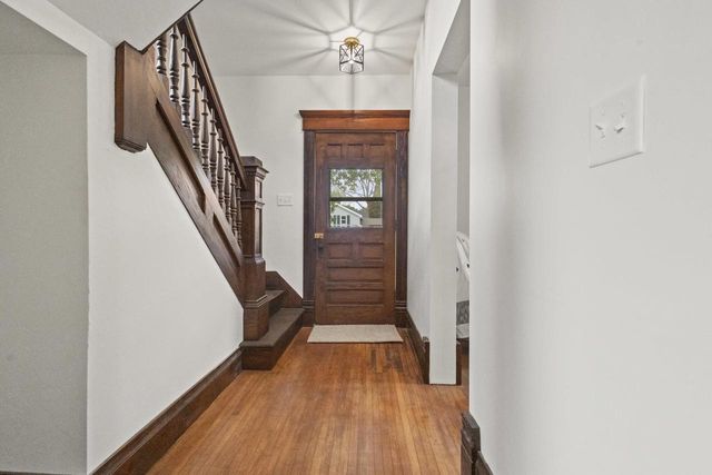 617 NEWBURY STREET, Ripon, WI 54971