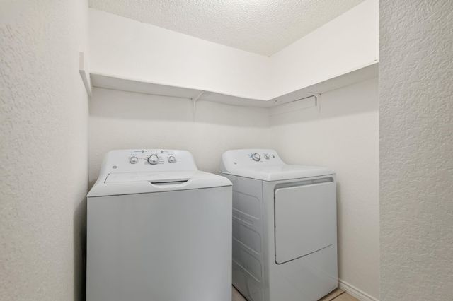 1106 Split Oak CV, Pflugerville, TX 78660