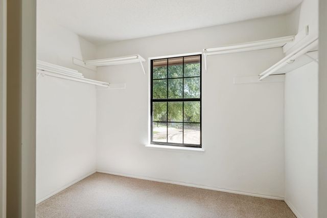 1106 Split Oak CV, Pflugerville, TX 78660