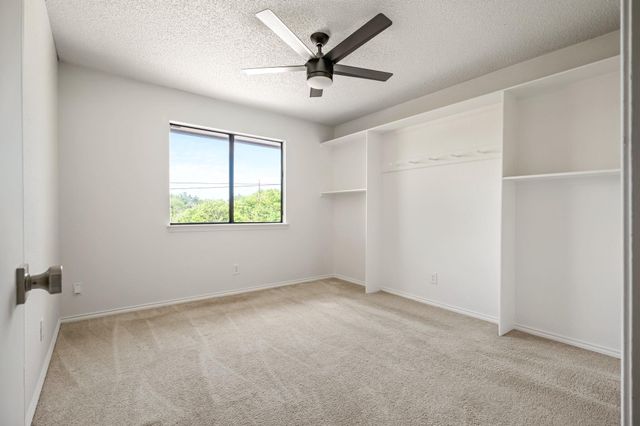 1106 Split Oak CV, Pflugerville, TX 78660