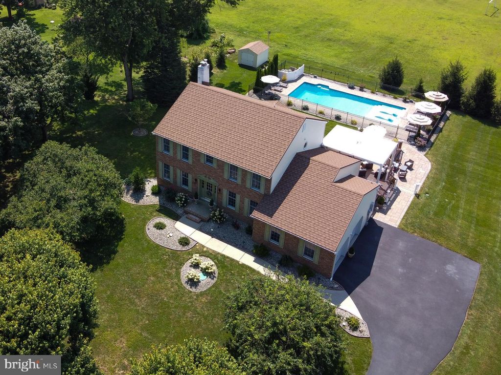 3 AQUA TER, Hamilton, NJ 08620
