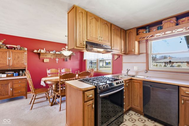 950 Radio Lane, New Castle, IN 47362