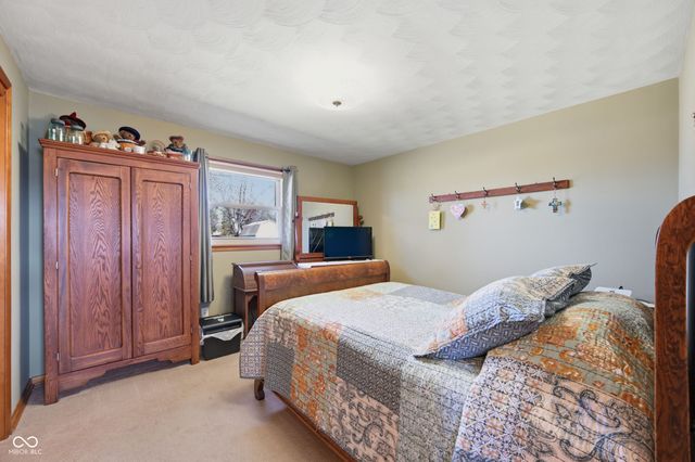 950 Radio Lane, New Castle, IN 47362