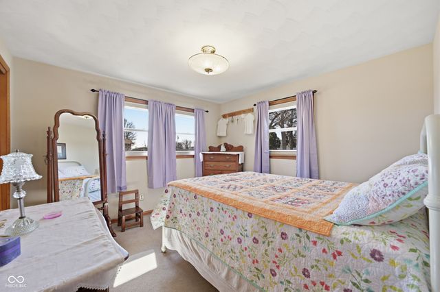 950 Radio Lane, New Castle, IN 47362