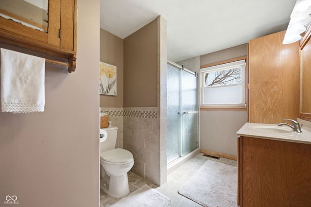 950 Radio Lane, New Castle, IN 47362