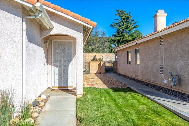 10650 Bel Air Drive, Cherry Valley, CA 92223