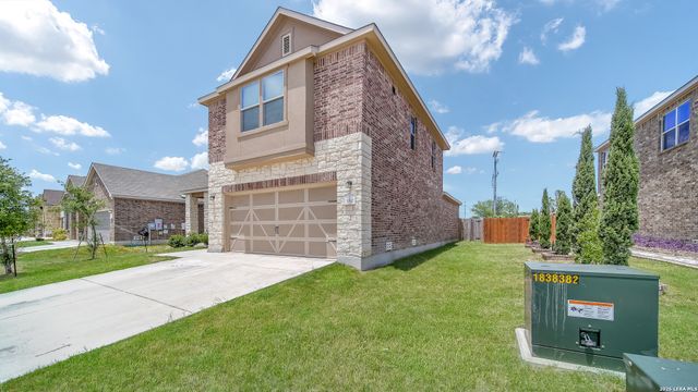 350 Colonial Blf, Universal City, TX 78148