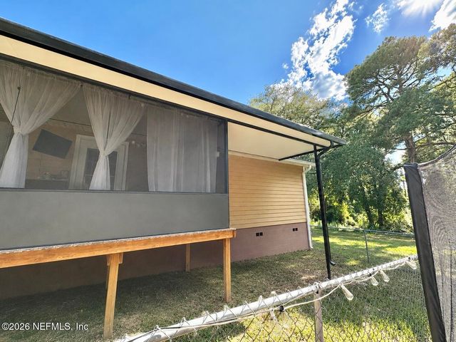 4025 THUNDER HEIGHTS Lane, Middleburg, FL 32068