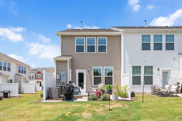 37 Burford Way, Angier, NC 27501