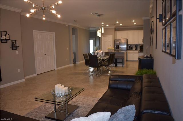 9163 Woodhurst DR, Naples, FL 34120