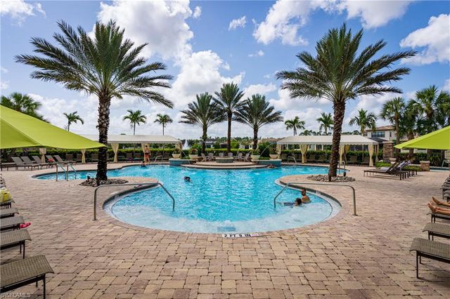 9163 Woodhurst DR, Naples, FL 34120