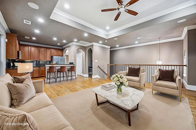 1376 Studer Street, Houston, TX 77007