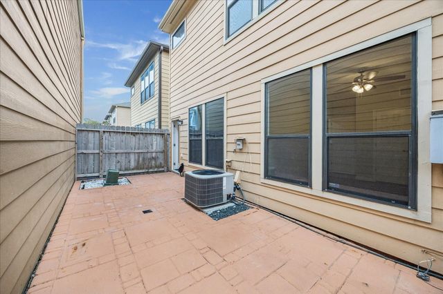 1376 Studer Street, Houston, TX 77007