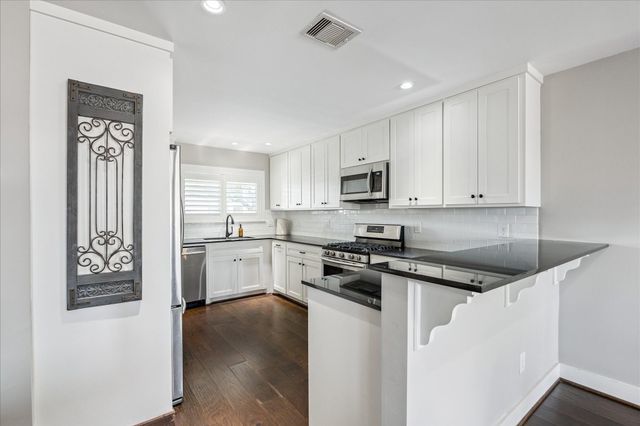 8034 Cedel Drive, Houston, TX 77055