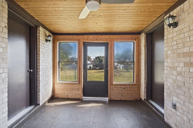 111 Terrace Drive, Point Blank, TX 77364