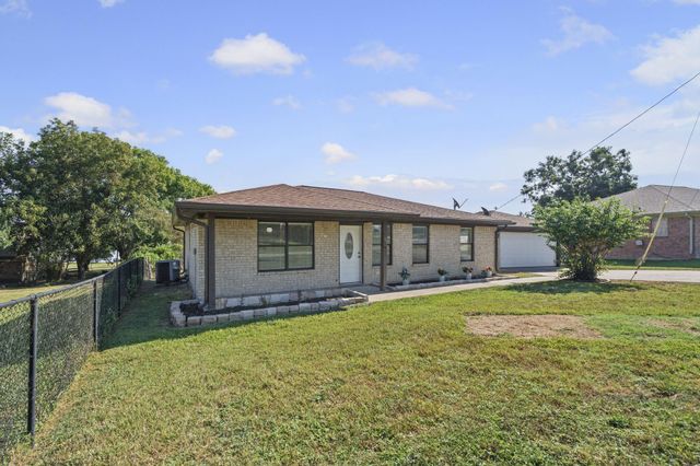111 Terrace Drive, Point Blank, TX 77364