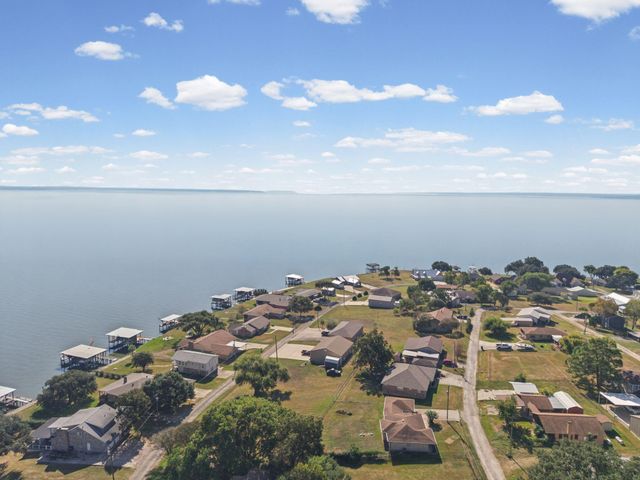 111 Terrace Drive, Point Blank, TX 77364