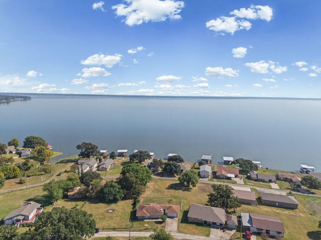 111 Terrace Drive, Point Blank, TX 77364