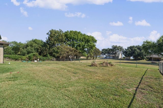 111 Terrace Drive, Point Blank, TX 77364