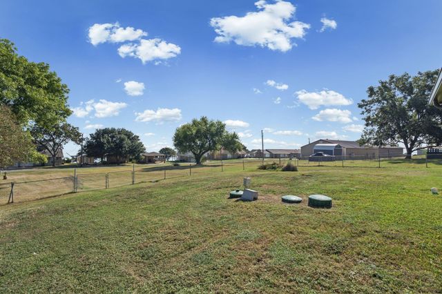 111 Terrace Drive, Point Blank, TX 77364