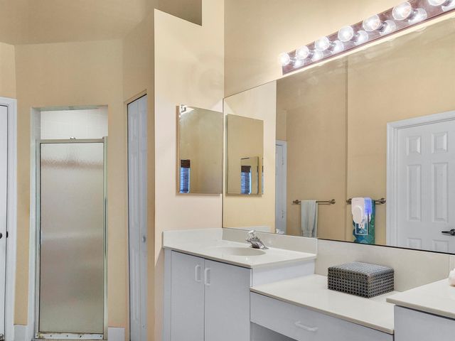 12404 Lakeridge Falls Drive, Boynton Beach, FL 33437