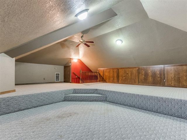 8213 Wilshire Ridge Drive, Oklahoma City, OK 73132