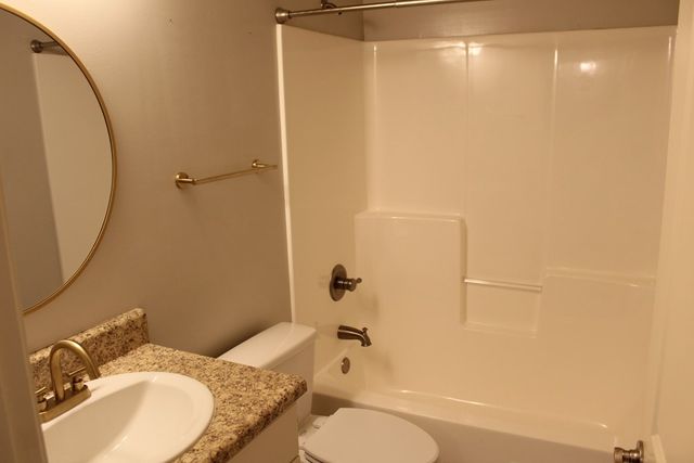 313 Telluride, Midland City, AL 36350