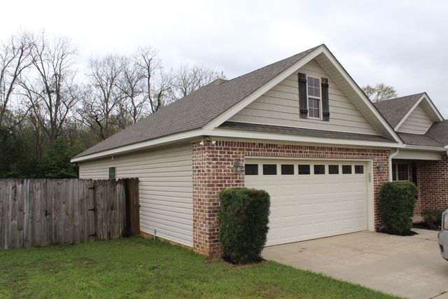 313 Telluride, Midland City, AL 36350