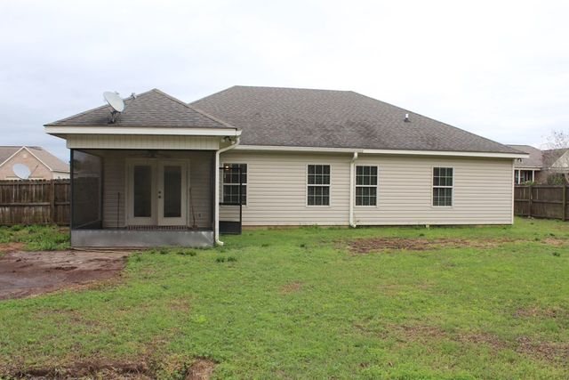 313 Telluride, Midland City, AL 36350