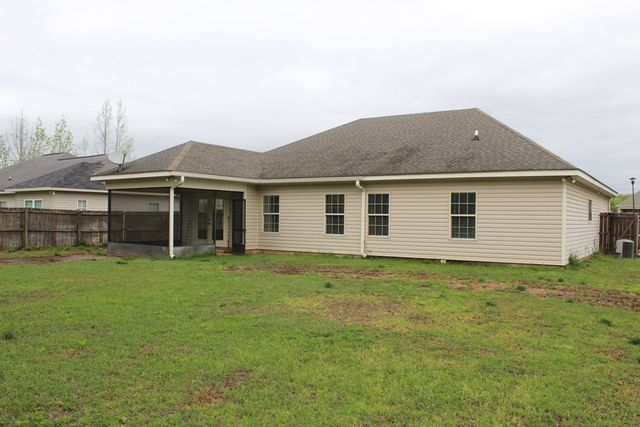 313 Telluride, Midland City, AL 36350