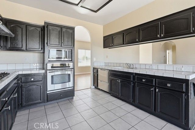 7838 Cataba Road, Hesperia, CA 92344