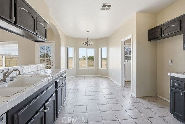 7838 Cataba Road, Hesperia, CA 92344