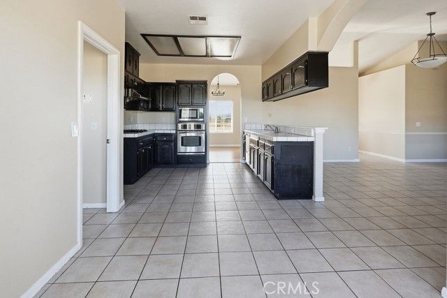 7838 Cataba Road, Hesperia, CA 92344