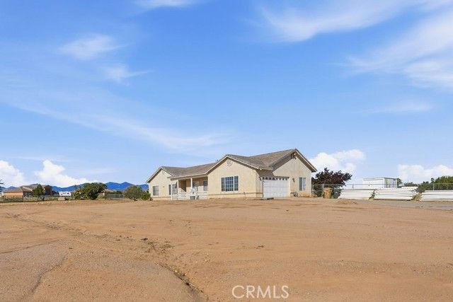 7838 Cataba Road, Hesperia, CA 92344