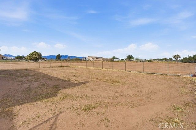 7838 Cataba Road, Hesperia, CA 92344
