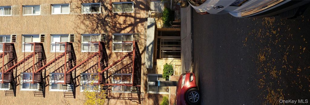 1332 Metropolitan Avenue 6A, Bronx, NY 10462