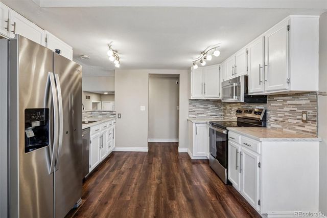 9946 Garland Drive, Broomfield, CO 80021