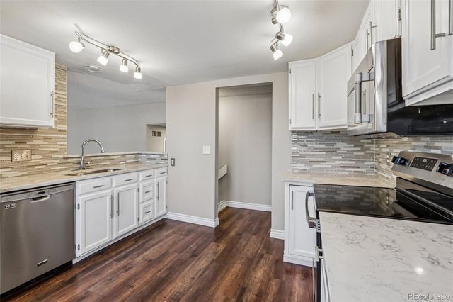 9946 Garland Drive, Broomfield, CO 80021