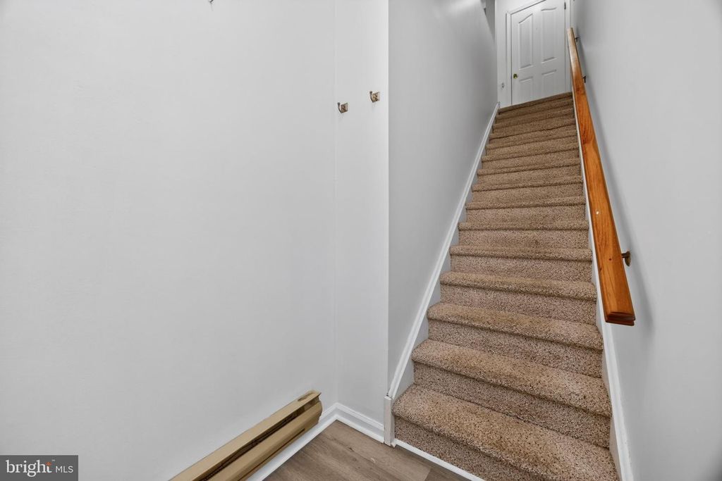 906 FOXMEADOW DR #CONDO 906, ROYERSFORD, PA 19468 — photo 5