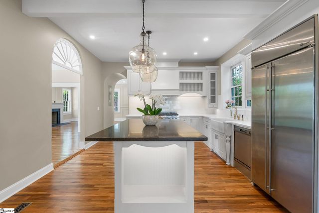 206 S Adair Street, Clinton, SC 29325