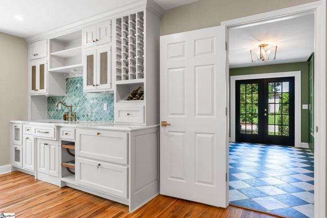 206 S Adair Street, Clinton, SC 29325