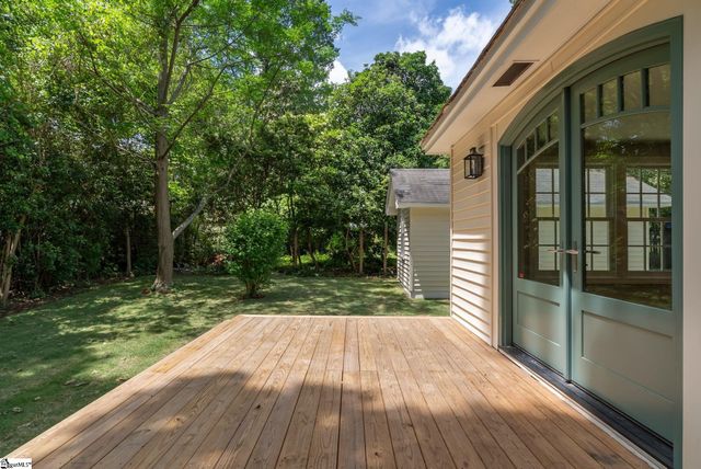 206 S Adair Street, Clinton, SC 29325