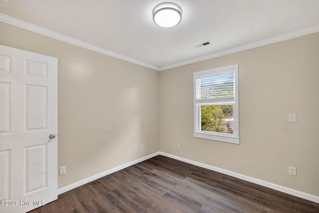 18 Hampton Drive, Castle Hayne, NC 28429