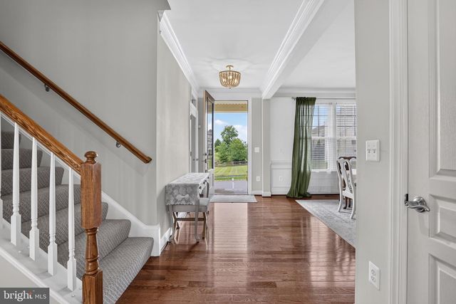 41858 FARNBOROUGH PL, Leesburg, VA 20176