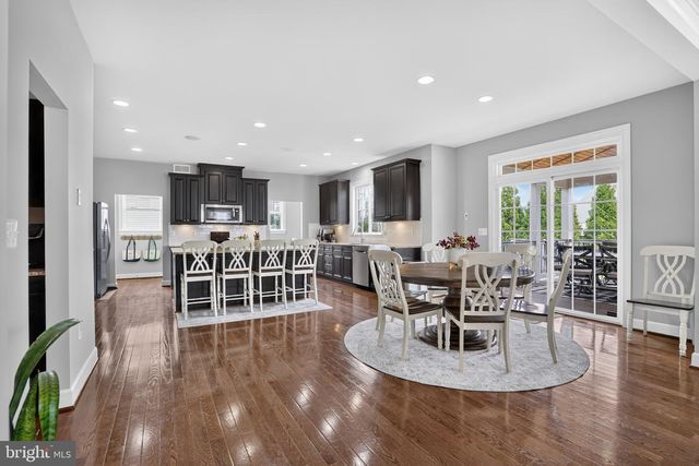 41858 FARNBOROUGH PL, Leesburg, VA 20176