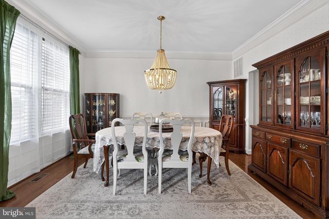 41858 FARNBOROUGH PL, Leesburg, VA 20176