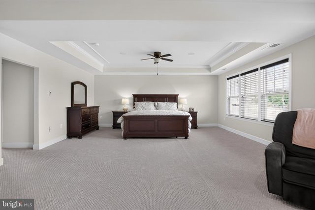 41858 FARNBOROUGH PL, Leesburg, VA 20176