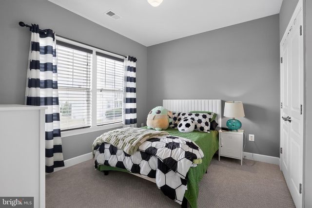 41858 FARNBOROUGH PL, Leesburg, VA 20176