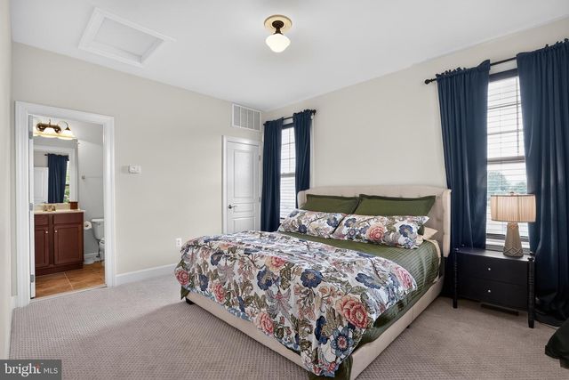 41858 FARNBOROUGH PL, Leesburg, VA 20176