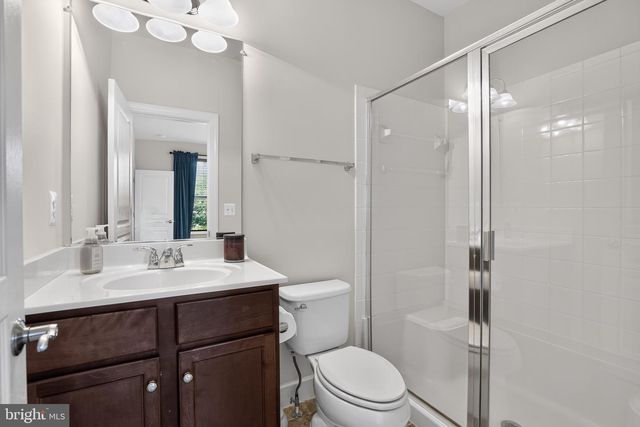 41858 FARNBOROUGH PL, Leesburg, VA 20176